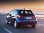 Peugeot 208 3-Door 2012 года